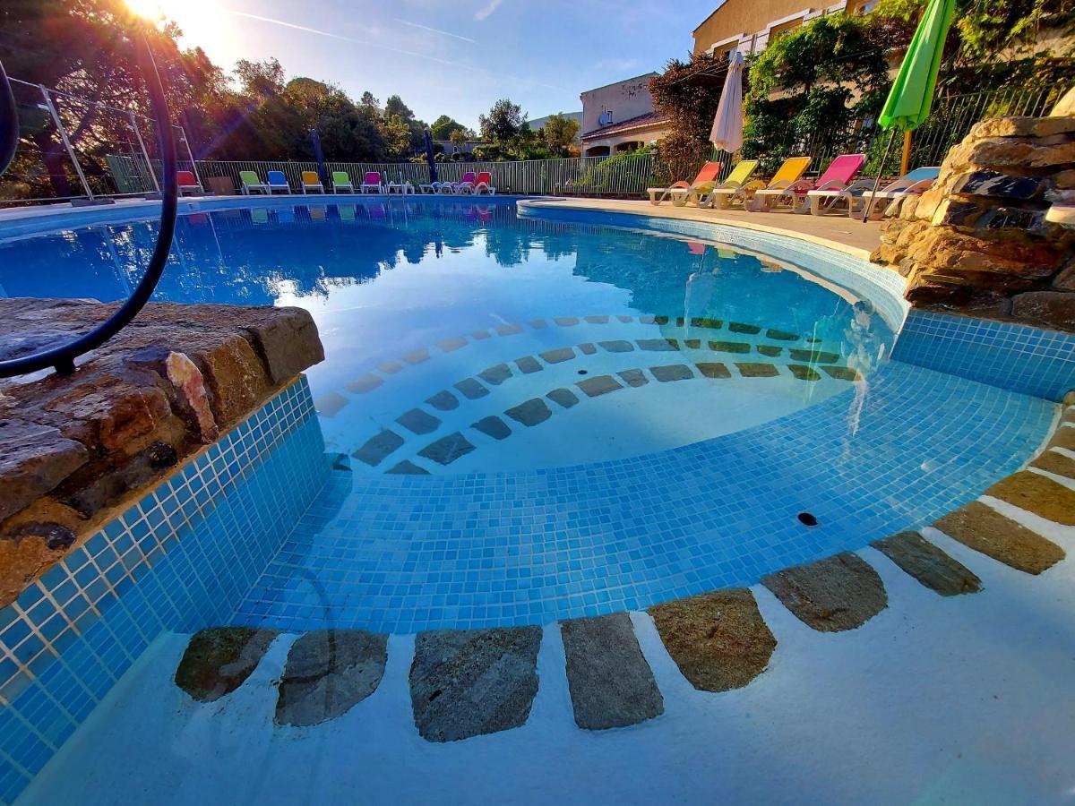 Hotel Les Hauts De Mourèze Eksteriør billede
